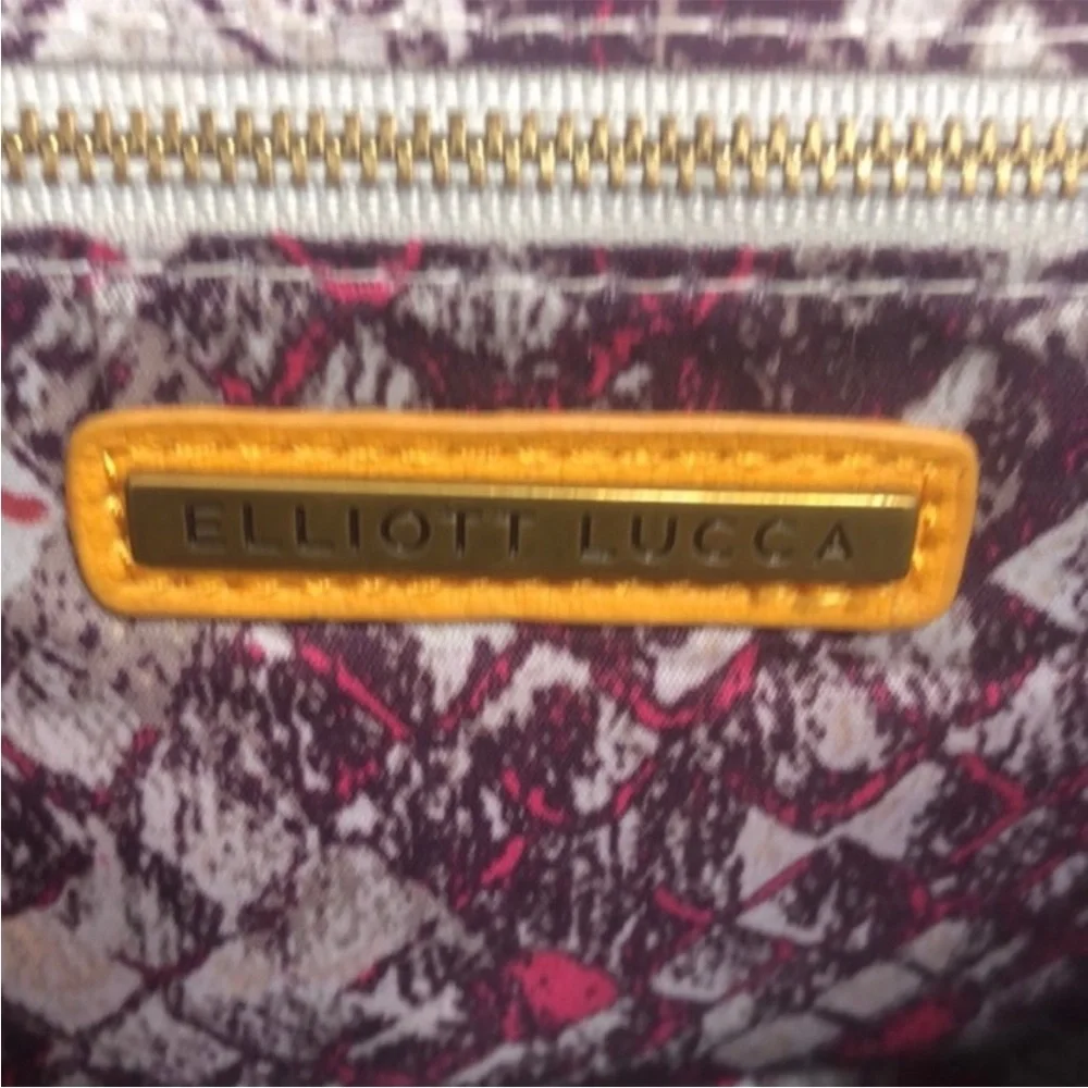 Elliott Lucca Clutch